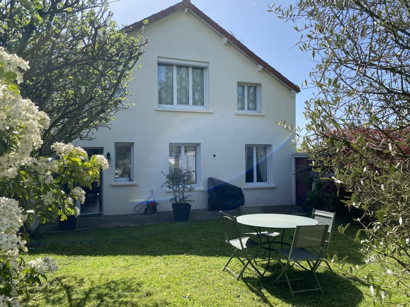Maison 6 pièces 129 m² · à Clamart · 129,2 m² · 835 000 €